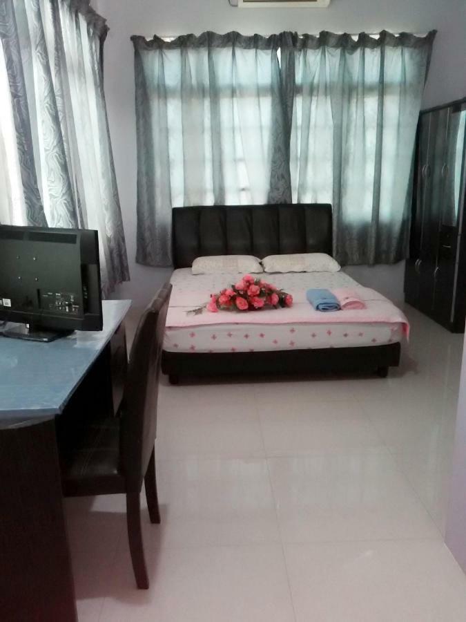 קואלה טרנגאנו Penginapan Mycj - Roomstay מראה חיצוני תמונה